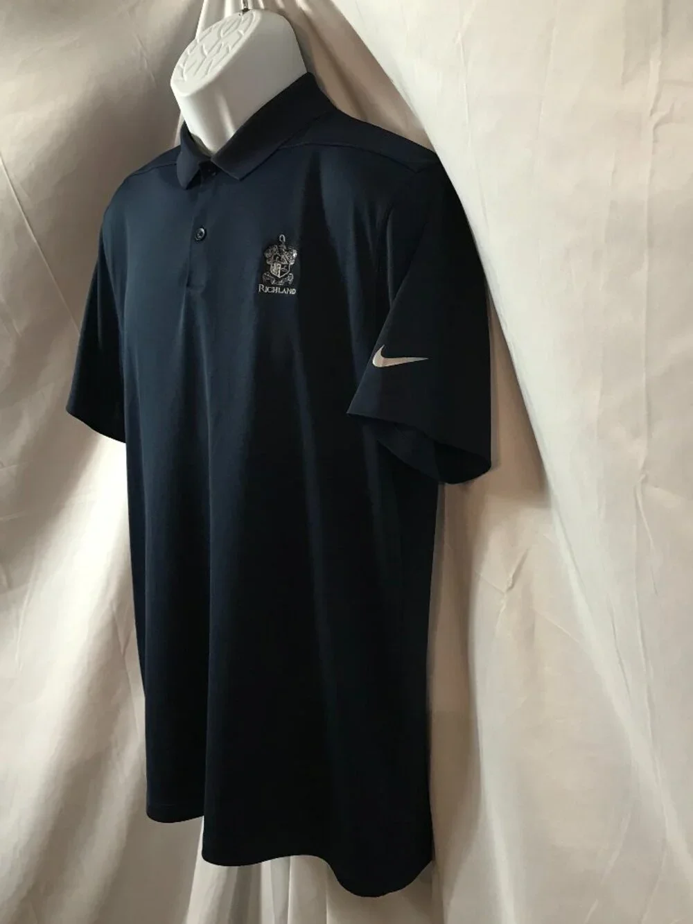 Nike Richland Golf Club Activewear Athletic Sport Cut Polo Shirt